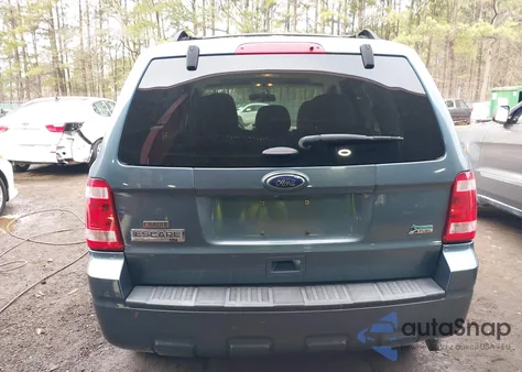 2011 Ford Escape Xlt из США, поврежденный, VIN 1FMCU0DG6BKB88308